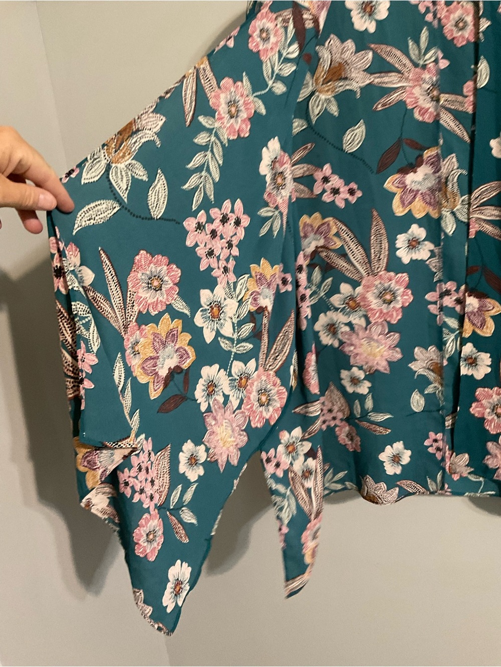 Maurices Teal Floral Kimono Open Front Shrug/Cover Up - One Size - Picture 3 of 8